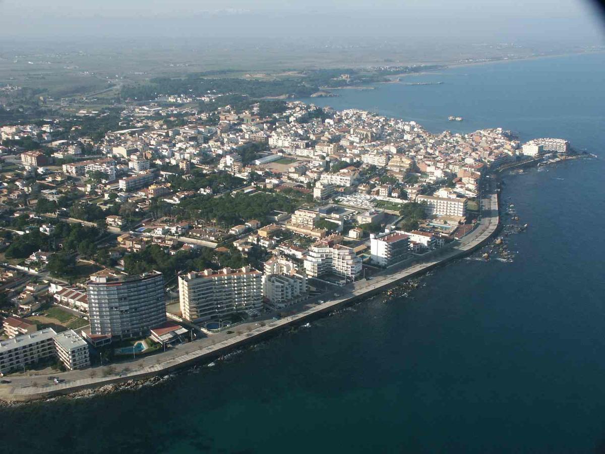 Апартаменты Jamaica Ля Эскала Экстерьер фото